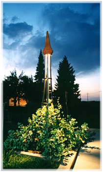 Our lighted steel landscape trellis