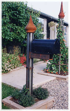 Our trellis style steel mailbox support